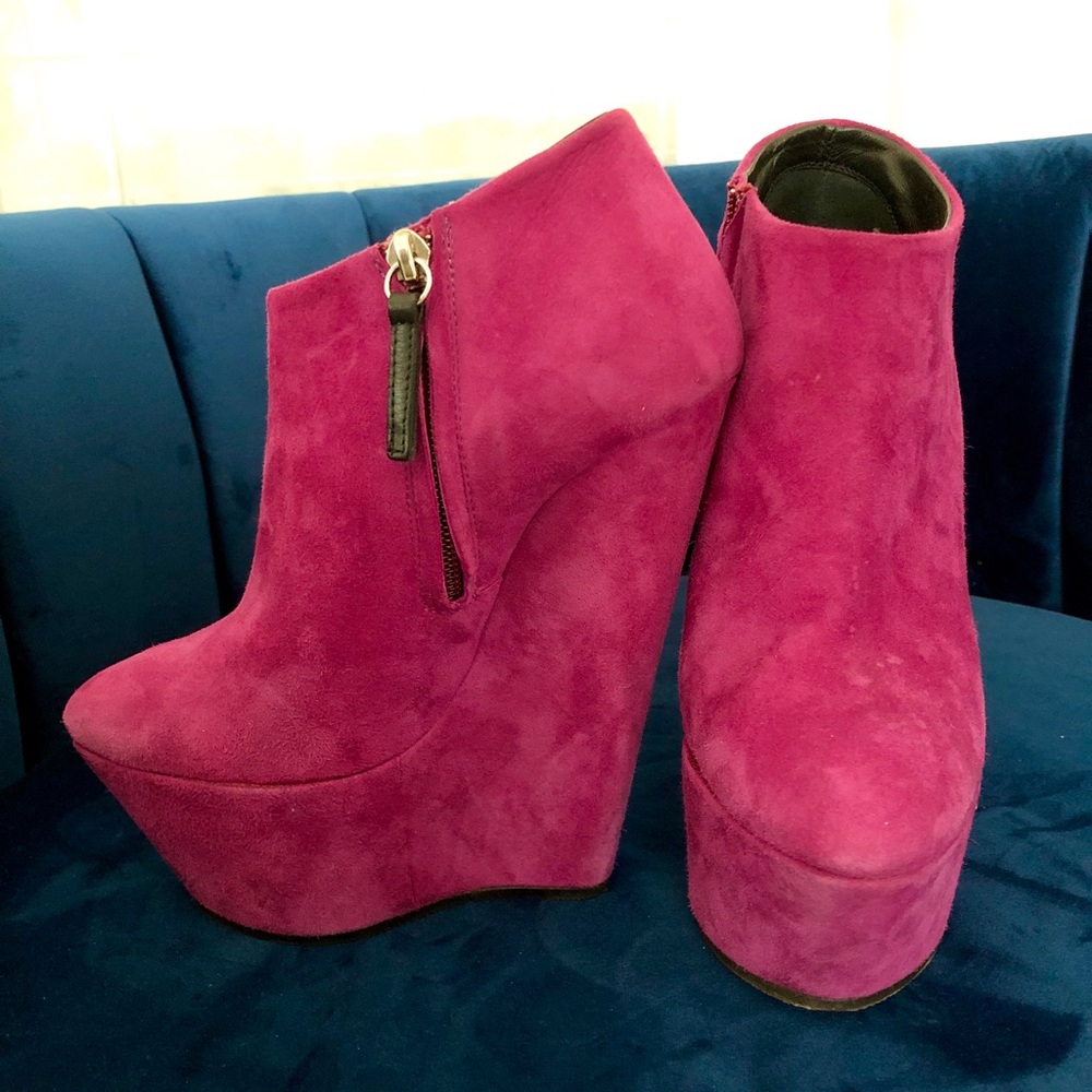 Giuseppe Zanotti statement booties